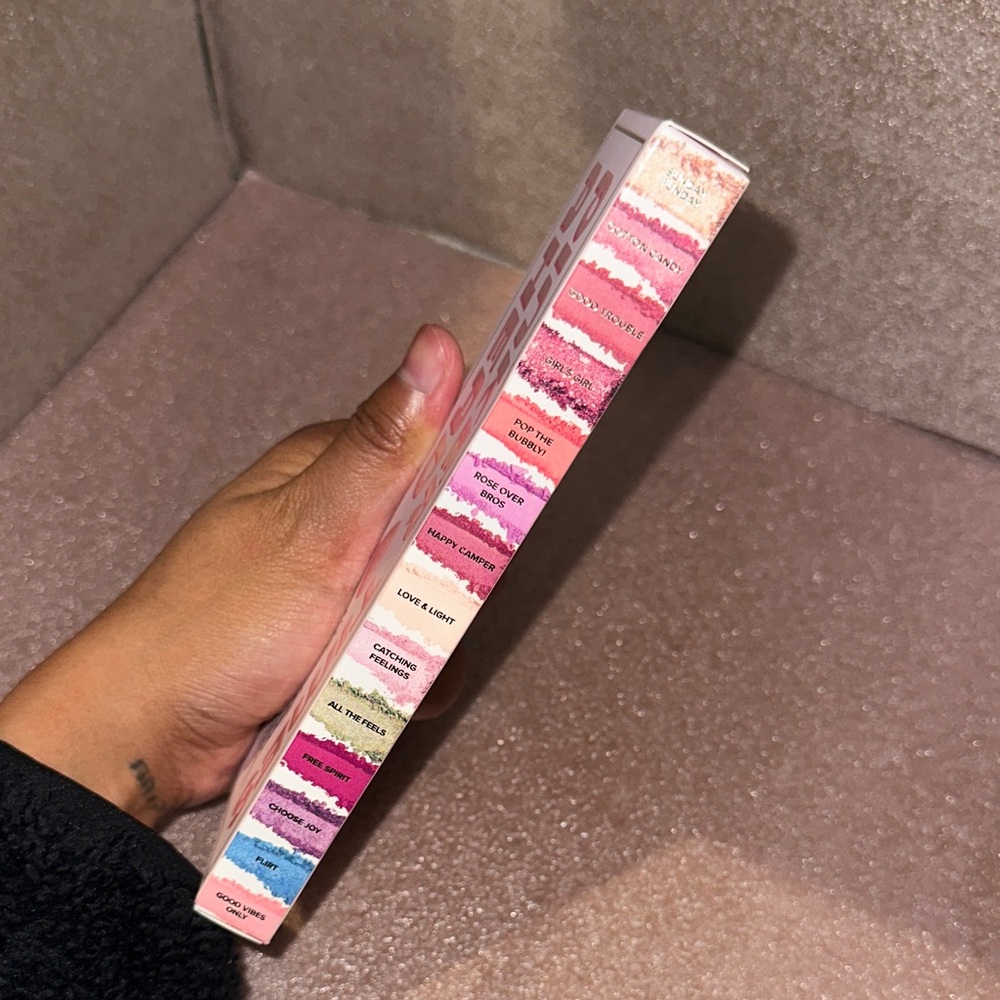 NEW || Too Faced - Pinker Times Ahead - Eyeshadow Palette - Picture 3 of 5